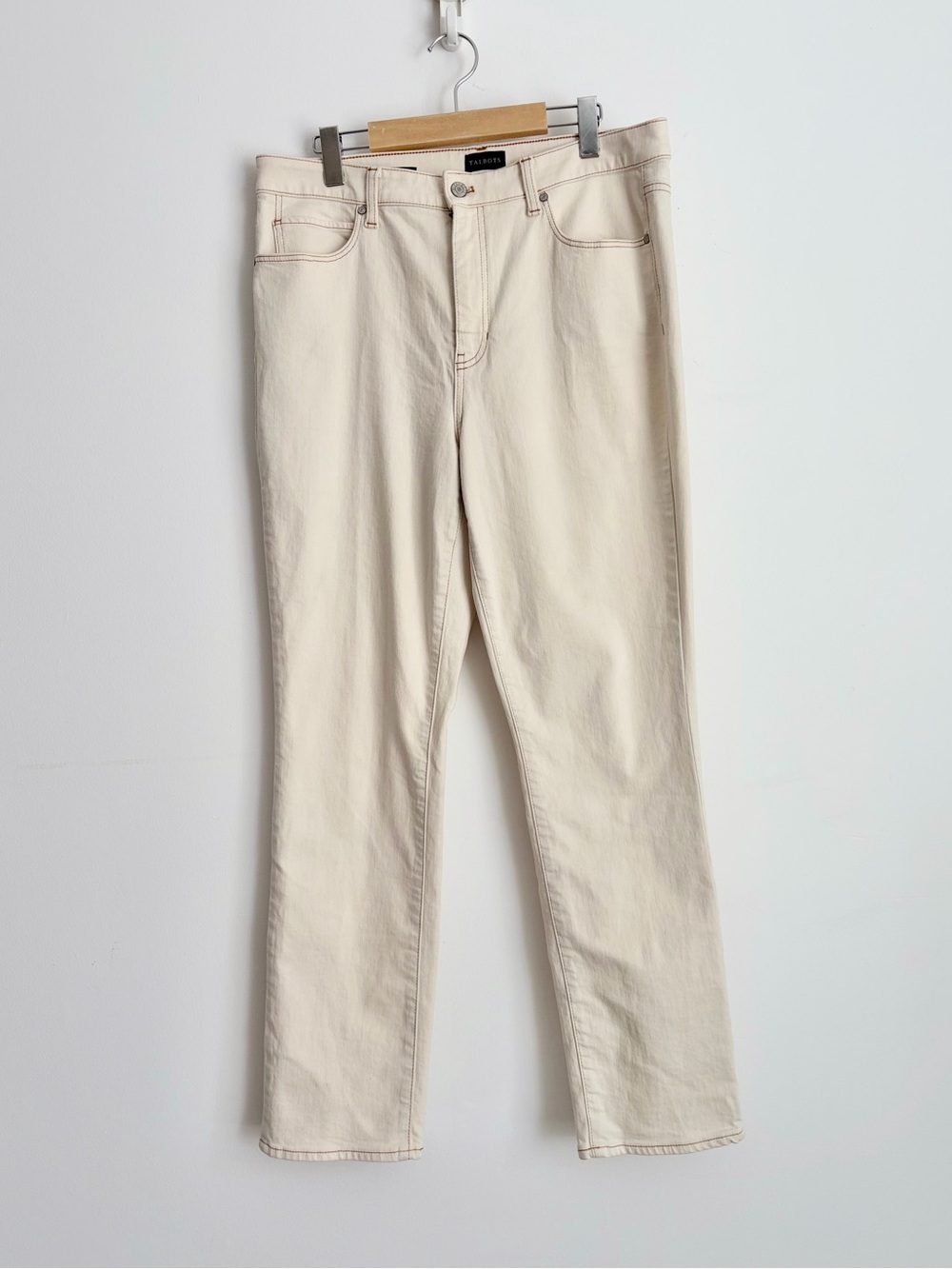 Talbots Cream Contrast Stitch Straight Leg Jeans Minimalist Preppy 12